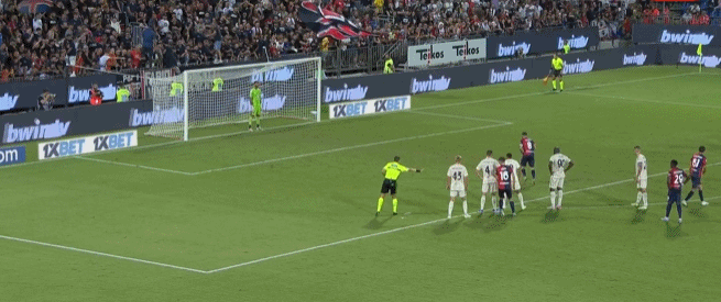 热那亚2-1逆转维罗纳，托斯比建功，洛伦佐-科隆博破门